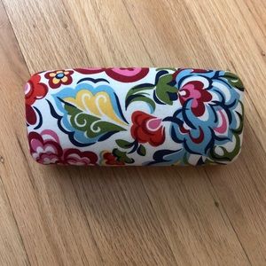 vera bradley sunglasses case
